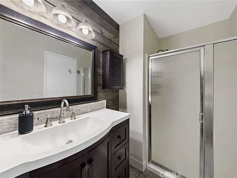 806 E 4th Ave #9 — Photo 17