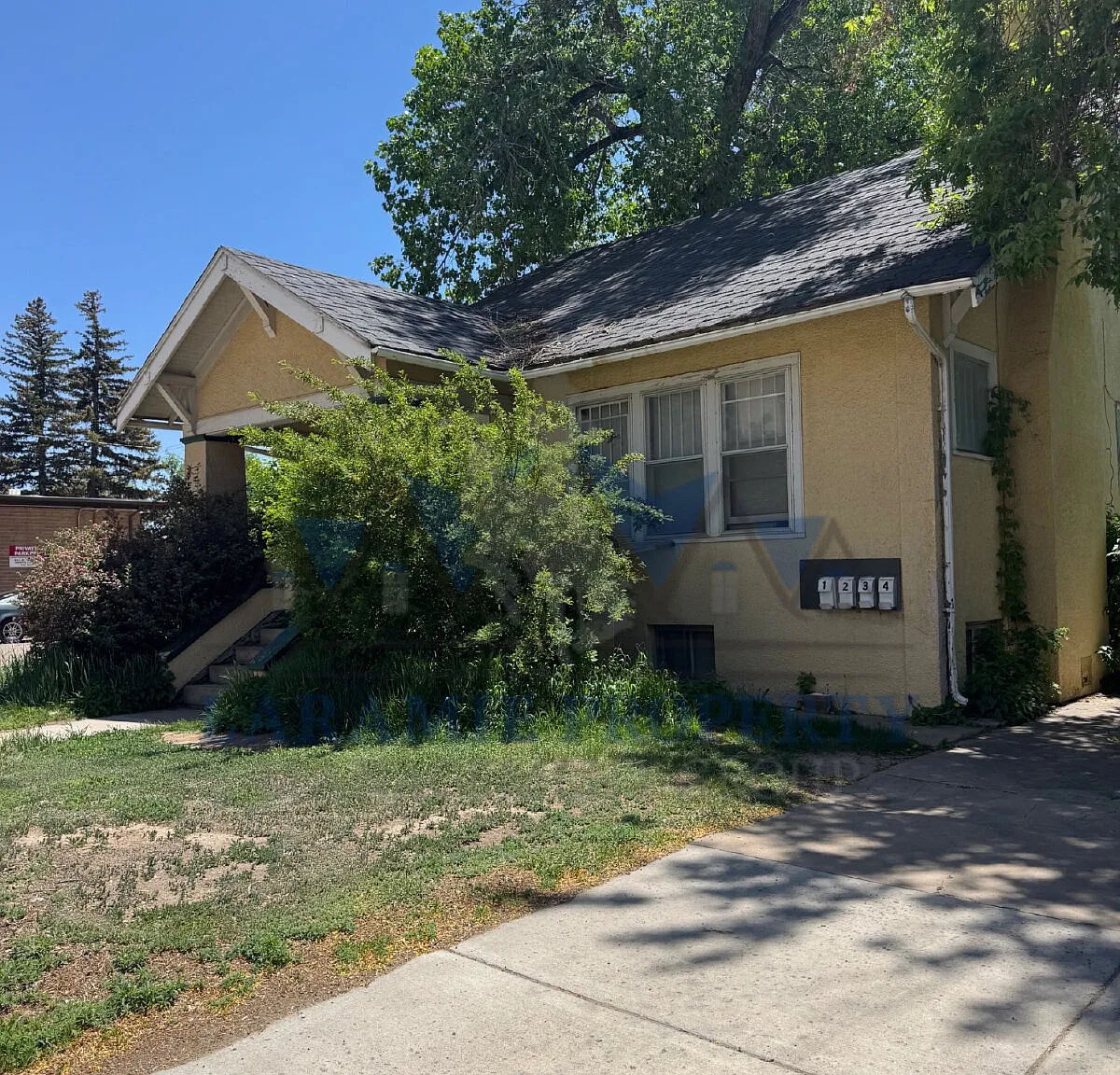 3 bed, 1.0 bath, $1,699 — Photo 2