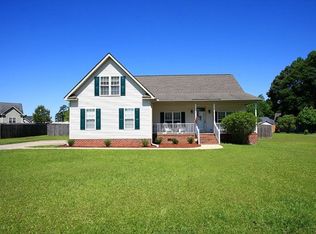 205 Crescent Creek Dr, Pikeville, NC 27863