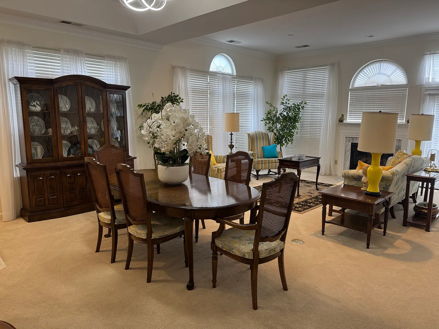 2 bed, 1680 sqft, $2,100 — Photo 3
