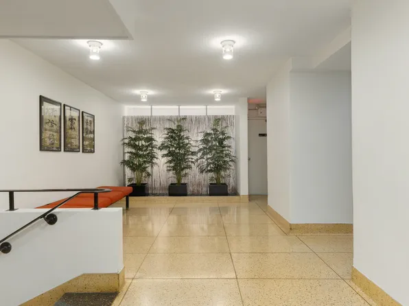 142 East 16th Street image 15 of 15