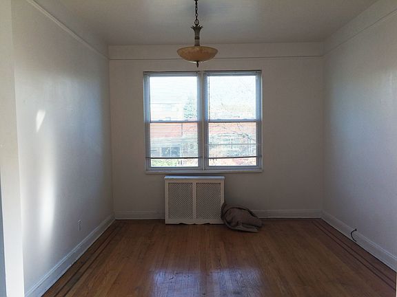 3rd image of 2112 73rd St #2