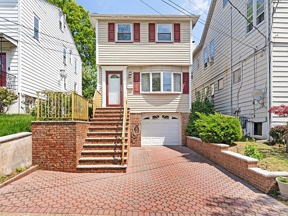 2nd image of 154 Milton Ave