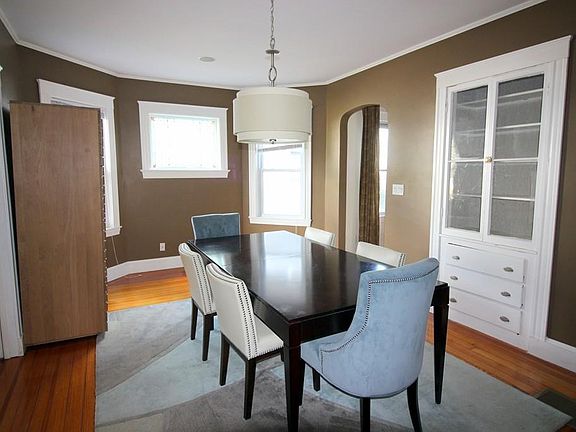 3rd image of 55 King St Unit 1
