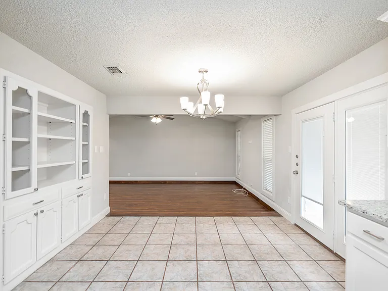 6728 Fair Meadows Dr — Photo 23