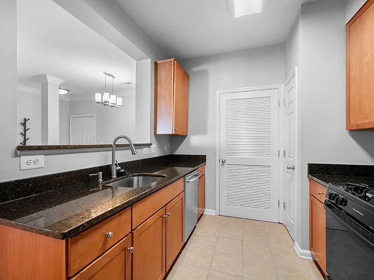 4860 Eisenhower Ave #391 — Photo 8
