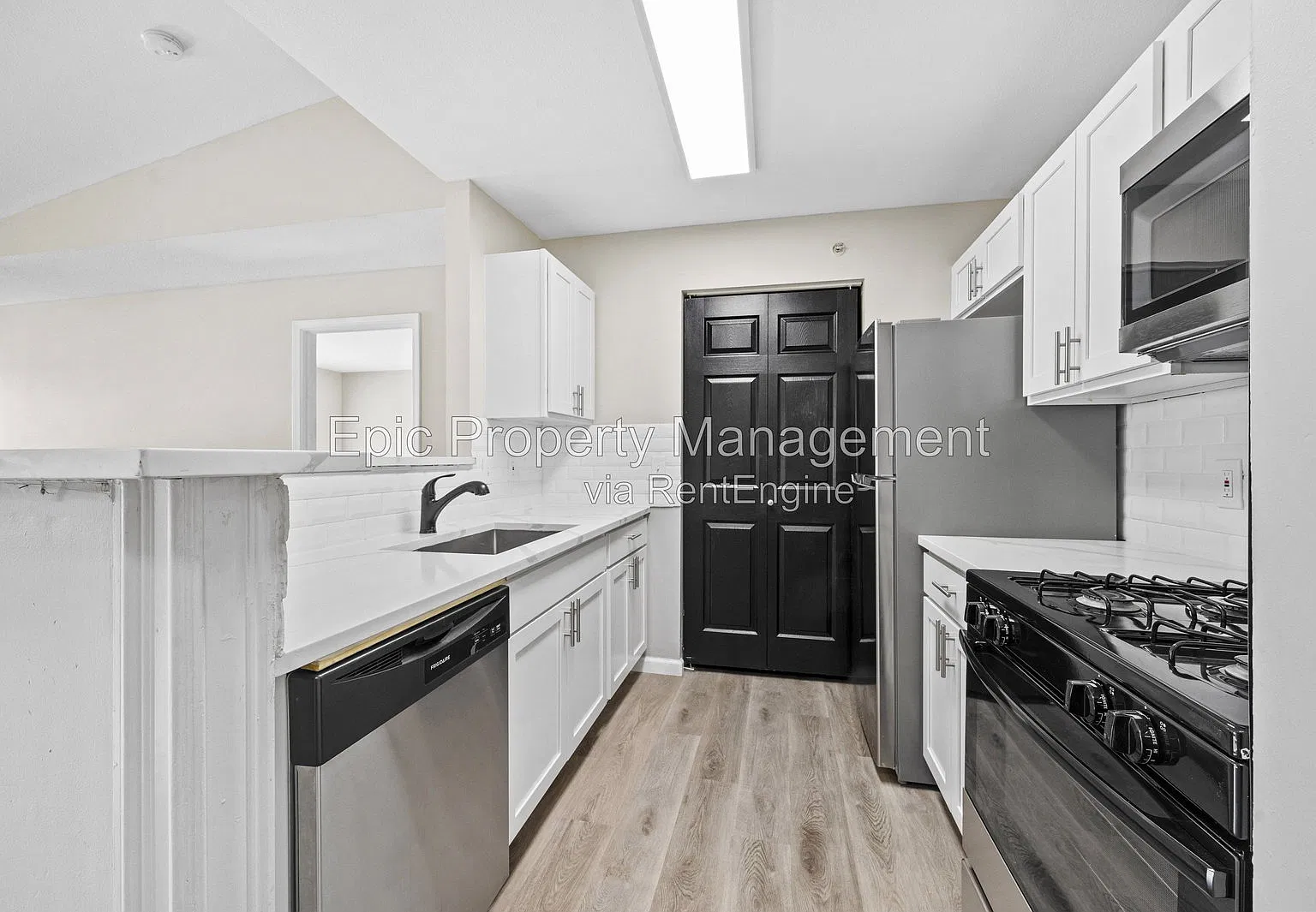 3 bed, 2.0 bath, $2,045 — Photo 2