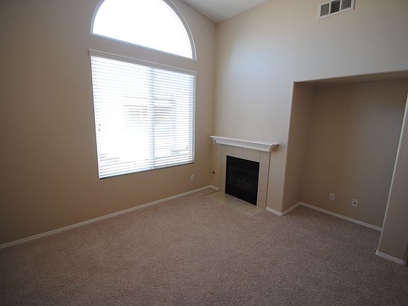 2nd image of 27935 Cactus Ave Unit A