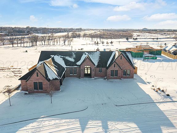 5th image of 1105 Herring Ranch Rd