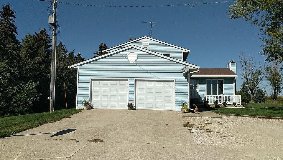 1st image of 4962 190th Ave