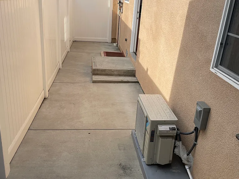 1529 Mohawk St — Photo 18