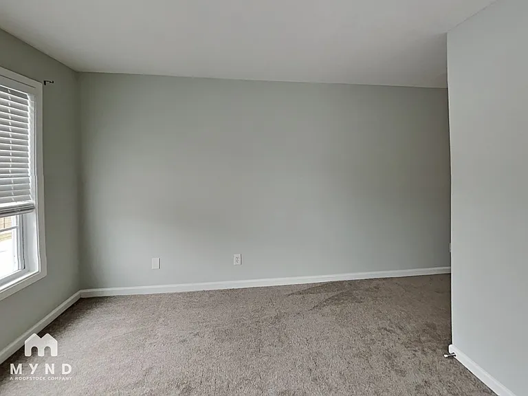 480 Rockwell St SW — Photo 10