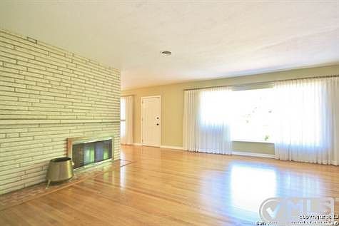 2nd image of 233 Linda Dr