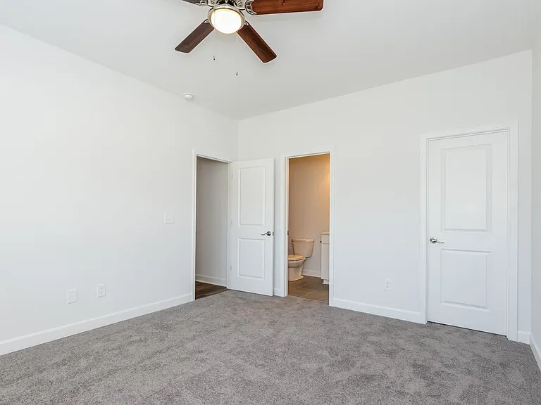 109 McLean St — Photo 10