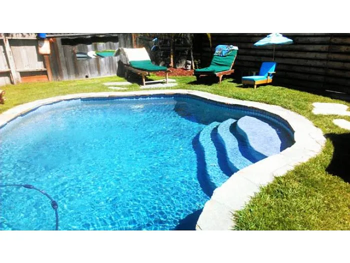 115 Surfside Ave photo 1