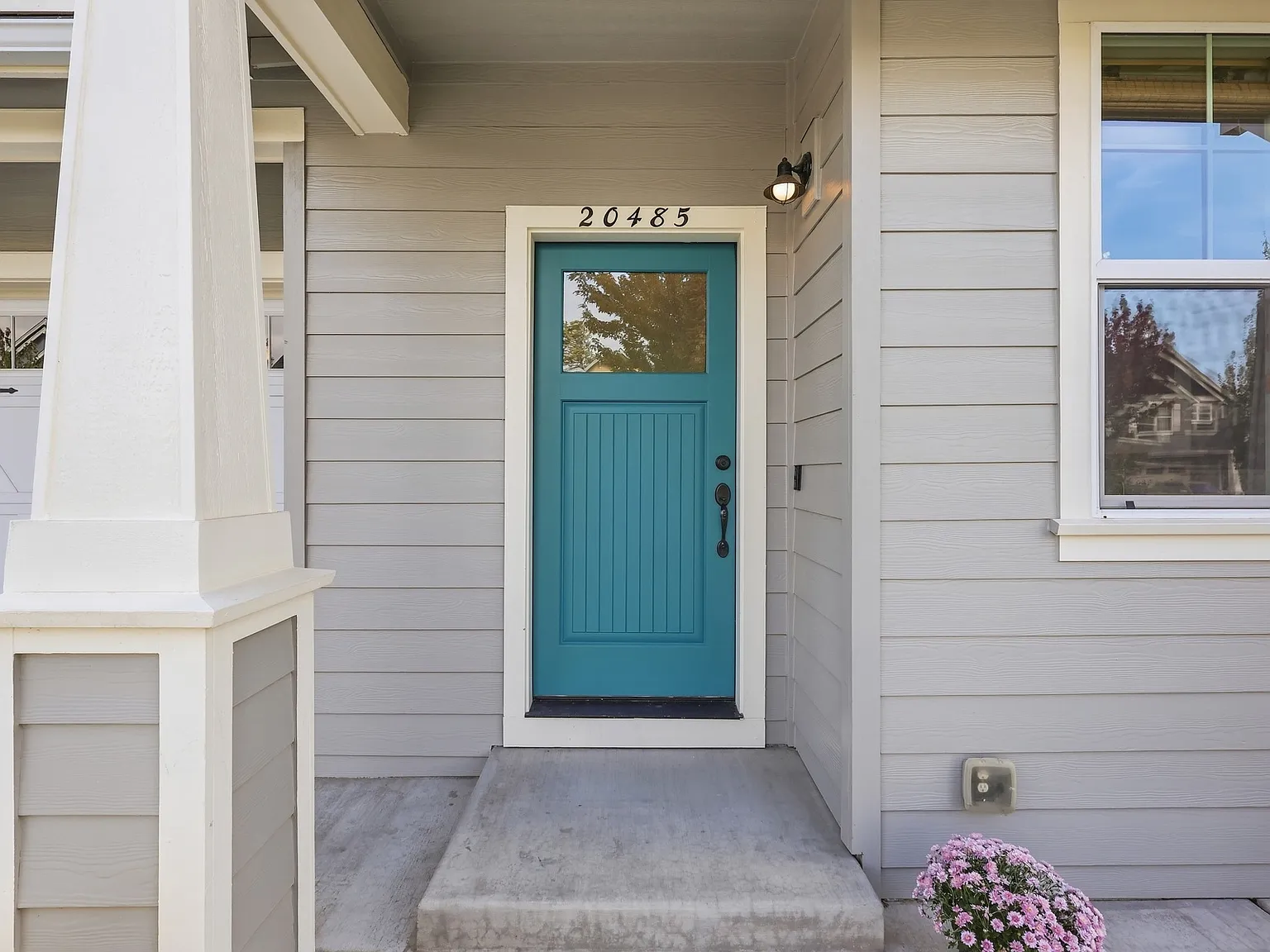 3 bed, 2.5 bath, 1663 sqft, $3,095 — Photo 2