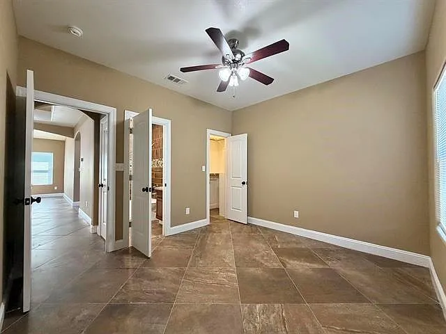 2850 Amber Ave — Photo 26