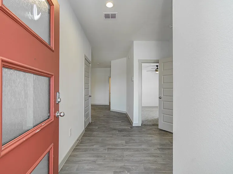 14543 Rain Tree Dr — Photo 7