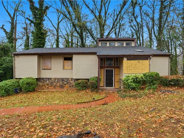 5009 Post Road Pass, Stone Mountain, GA 30088