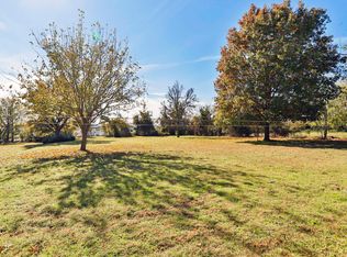 205 Sandra Dr, Azle, TX 76020