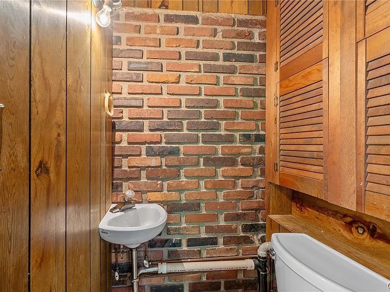 6555 Woodchuck Hill Rd — Photo 16