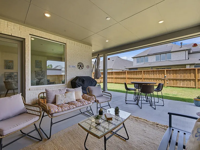 28065 Willow Glen Dr — Photo 39