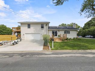 1200 Birch Haven Cir, Monona, WI 53716