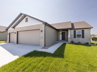 1465 Winchester Grove Ct, O'Fallon, IL 62269