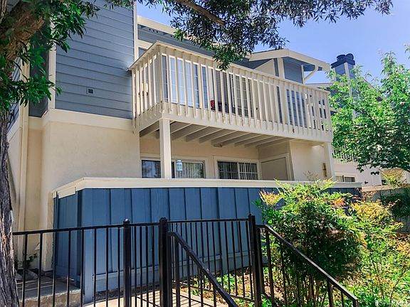 2nd image of 206 Glenwood