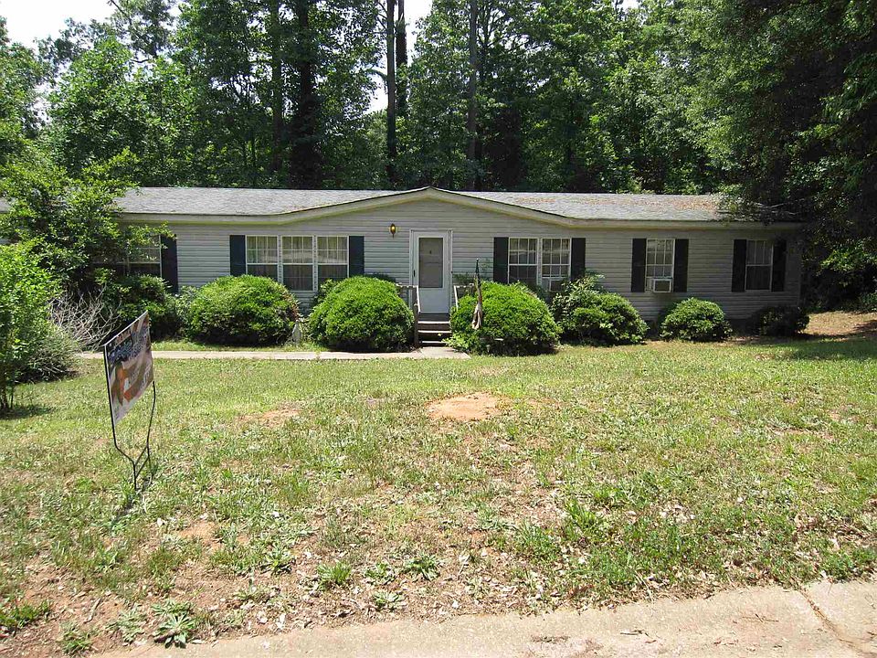 1st image of 905 Curry Cir SE