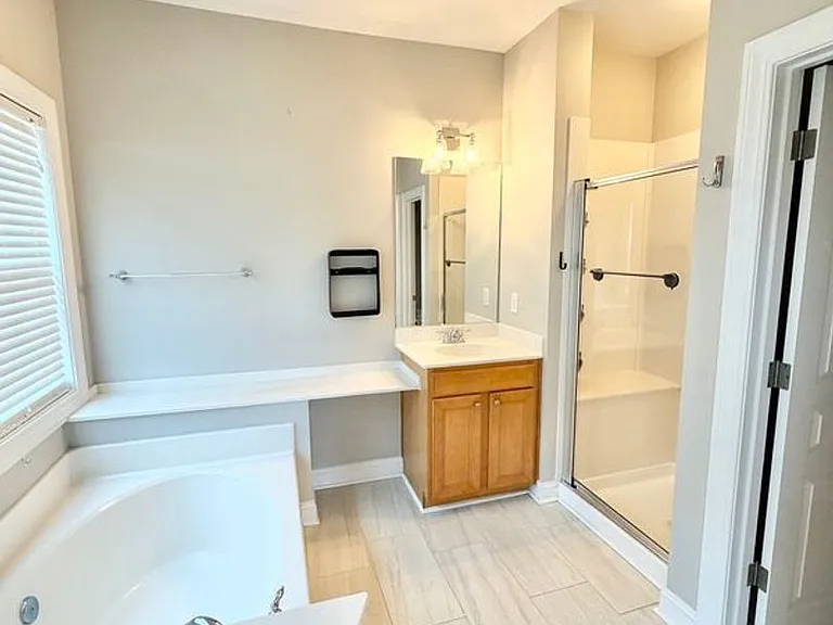 228 Village Grn — Photo 16