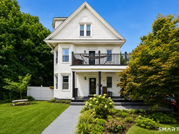 48 Maple Avenue, Derby, CT 06418