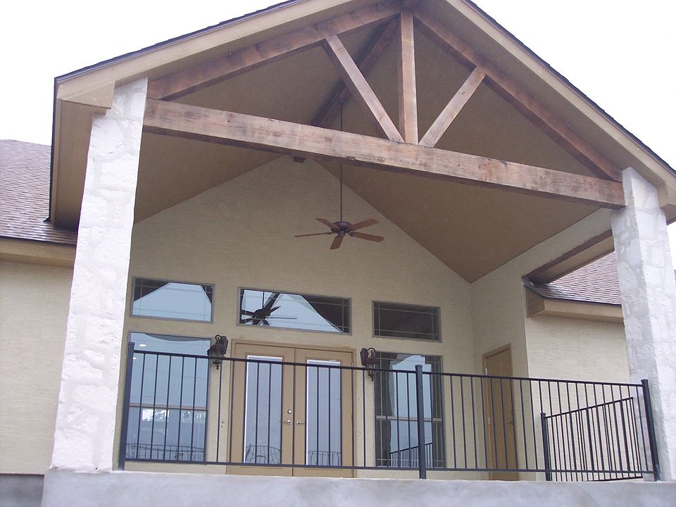 Front Patio/Deck