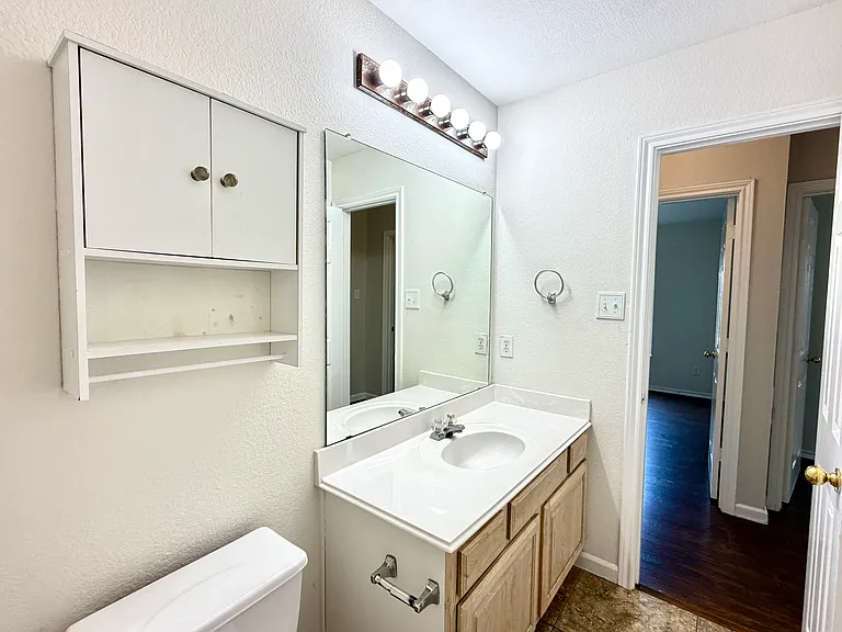 4308 Linda Kay Ln — Photo 25
