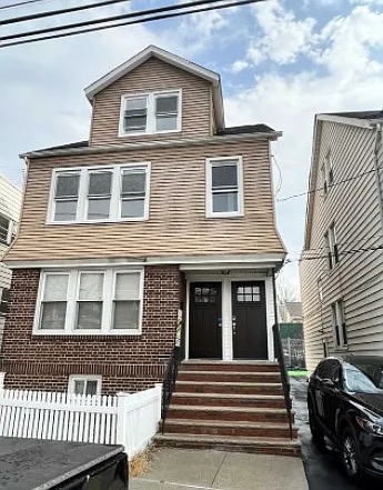 120 Highland Ave #3 — Photo 1