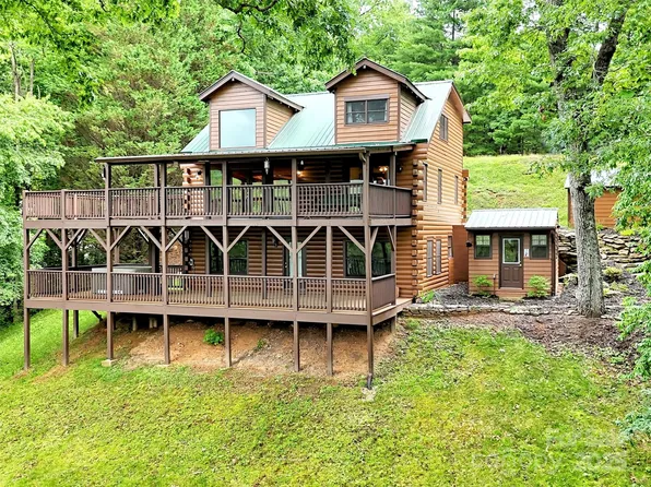 500 Beechwood Dr, Sylva, NC 28779