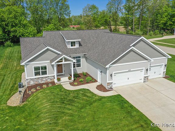 2nd image of 6234 Fisk Meadow Dr NE