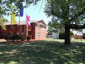 1st image of 1240 Jackson Park Pl