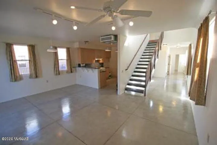 3314 N Fremont Ave — Photo 20