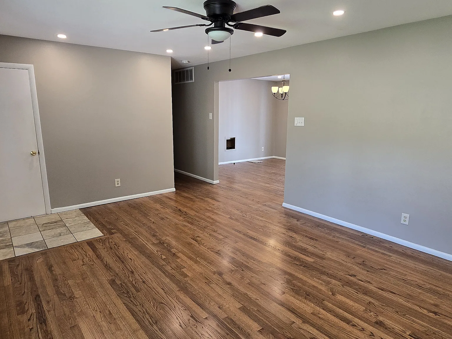 4 bed, 1330 sqft, $2,350 — Photo 3