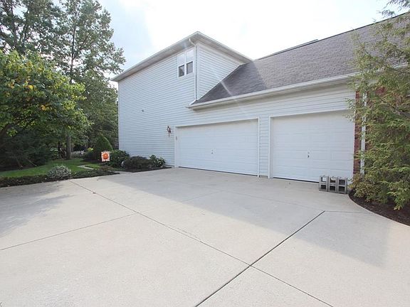 4th image of 35143 Emory Dr