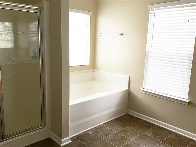 1635 Swan Dr — Photo 13