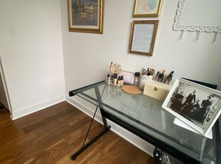 58 Orchard View Blvd #405, Toronto, ON M4R 0A2