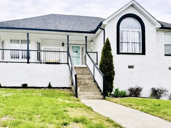 2000 Gallant Fox Ct, Mount Juliet, TN 37122