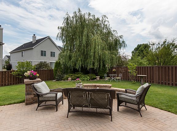 4th image of 10865 Sawgrass Ln