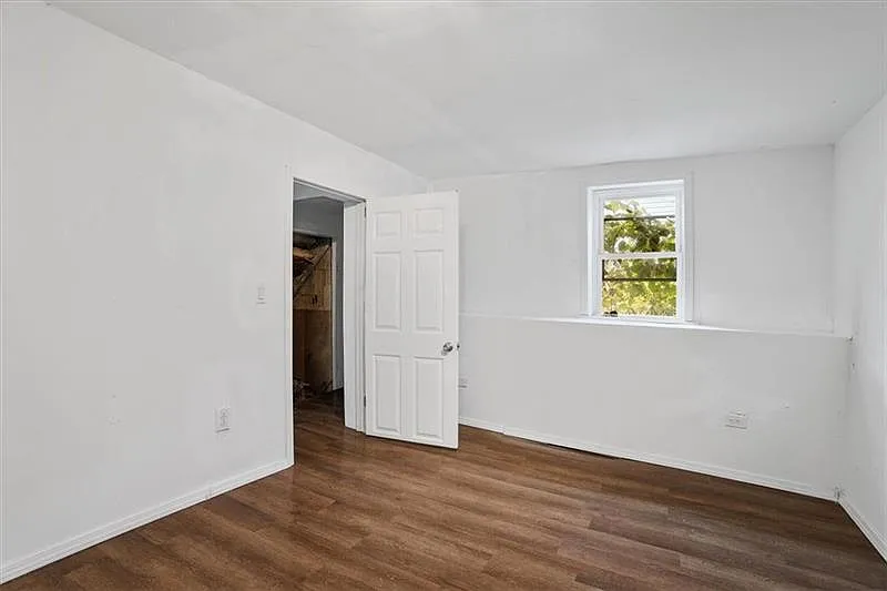 4 bed, 1409 sqft, $2,200 — Photo 3