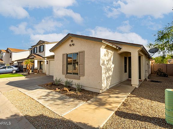 3rd image of 2381 E MEADOW LARK Way