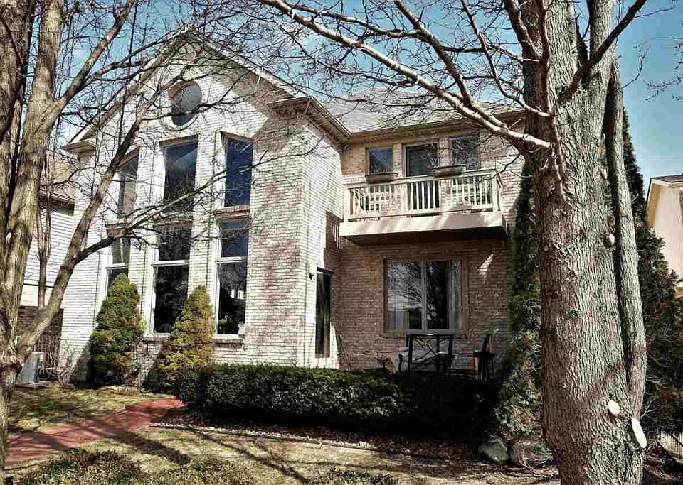 1st image of 37885 Lakeshore Dr