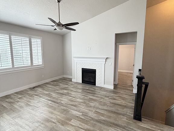 2nd image of 11392 S Mapleside Ln
