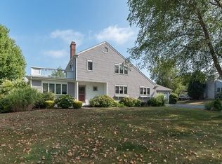 29 Tobin Ln, Bristol, RI 02809